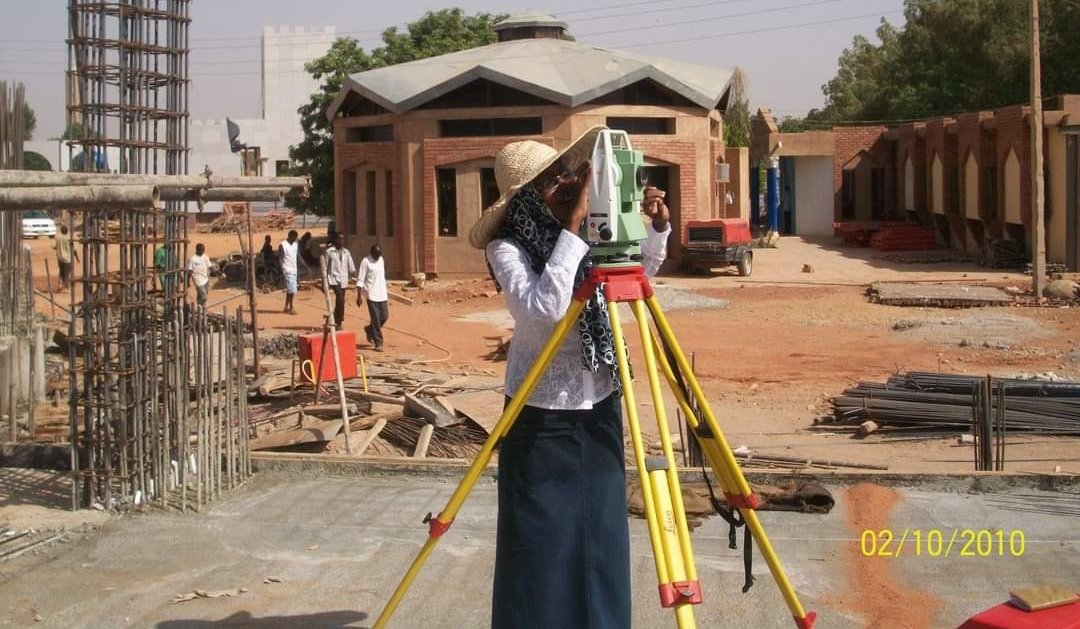 africwomeningis's tweet photo. Nisreen Mahmoud has worked on several projects such as; the collection of Point of Interest (POI) project, #Agricultural Mapping project, Khartoum #Realestate activity project, Khartoum #Geospatial database project, Khartoum #Flood #RiskMaps and many others.
(2/3) https://t.co/iX3O2i7ffx