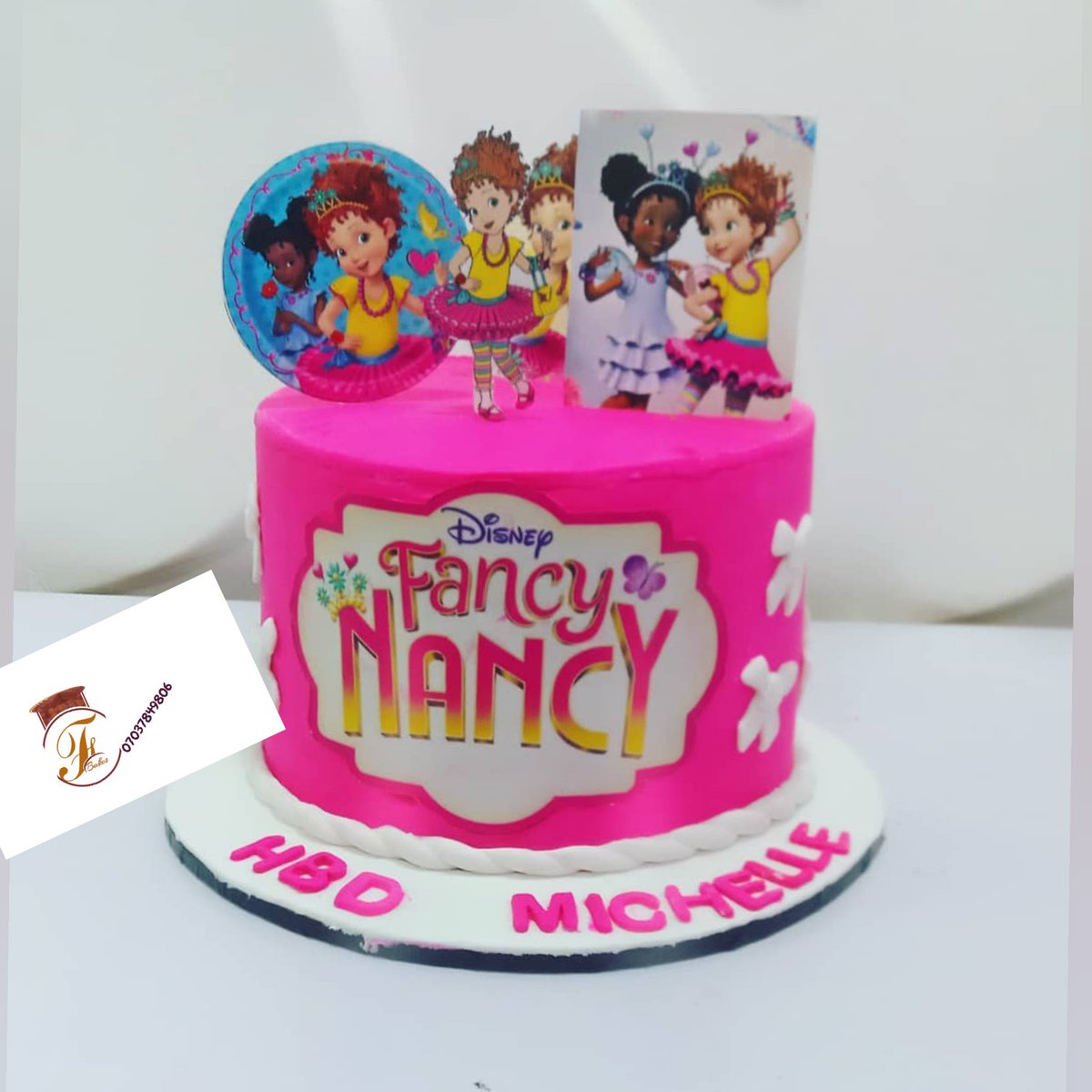 fabbakes23's tweet photo. Ndi Enugu oooo biko who is your cake plug ooo😅😅...allow us bake that yummy cake for you oooo...@fabbakes23 is the sure plug.. To place an order today Call or send a dm to 08137553672.@Coal_City @042gossip  #EnuguSocialMediaSoccerFiesta #ENUGU #Bakedwithlove #ProphetessTheMovie https://t.co/Zotn04theP