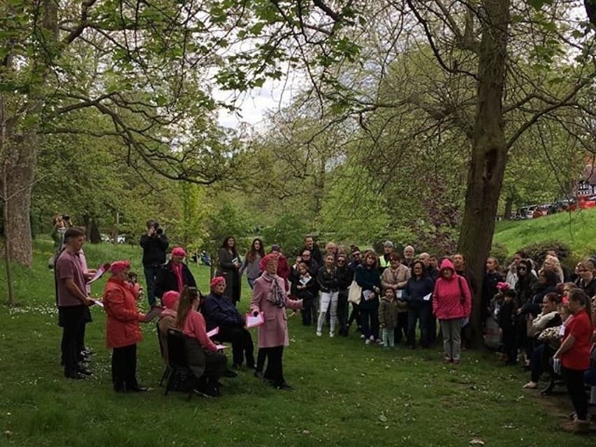 SkeinCollective's tweet photo. Action Shots 📸

Emma Dyson is a Community Arts Practitioner based in Liverpool.

Since lockdown @emmadyson___ has worked on online creative projects but can't wait to get back to in-person work!

See her latest projects through the link in bio.

#SkeinCollective #CommunityArts https://t.co/rY35hqEJCN