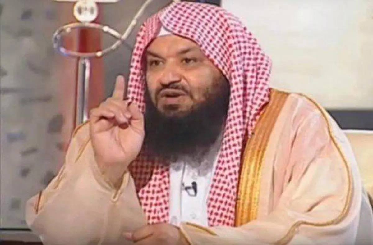 5565asa's tweet photo. #اين_سليمان_الدويش

حسب الطلب في الأمم المتحدة: 
هذا الرجل وضعوه في قبو قصر الخزامى التابع لولي العهد، وتم تعذيب الدويش هناك من قبل ماهر مطرب ومنصور أباحسين وبعض أعضاء فرقة النمر الأخرى.
عبدالله العودة https://t.co/6KE0O9plqW