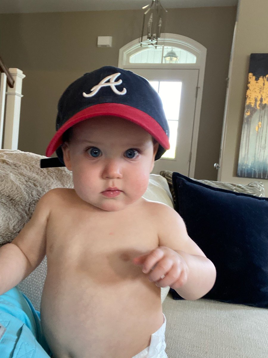 baileytrott's tweet photo. the sweetest little Braves fan 🤍 @teefox11 https://t.co/84IZIlgY0g