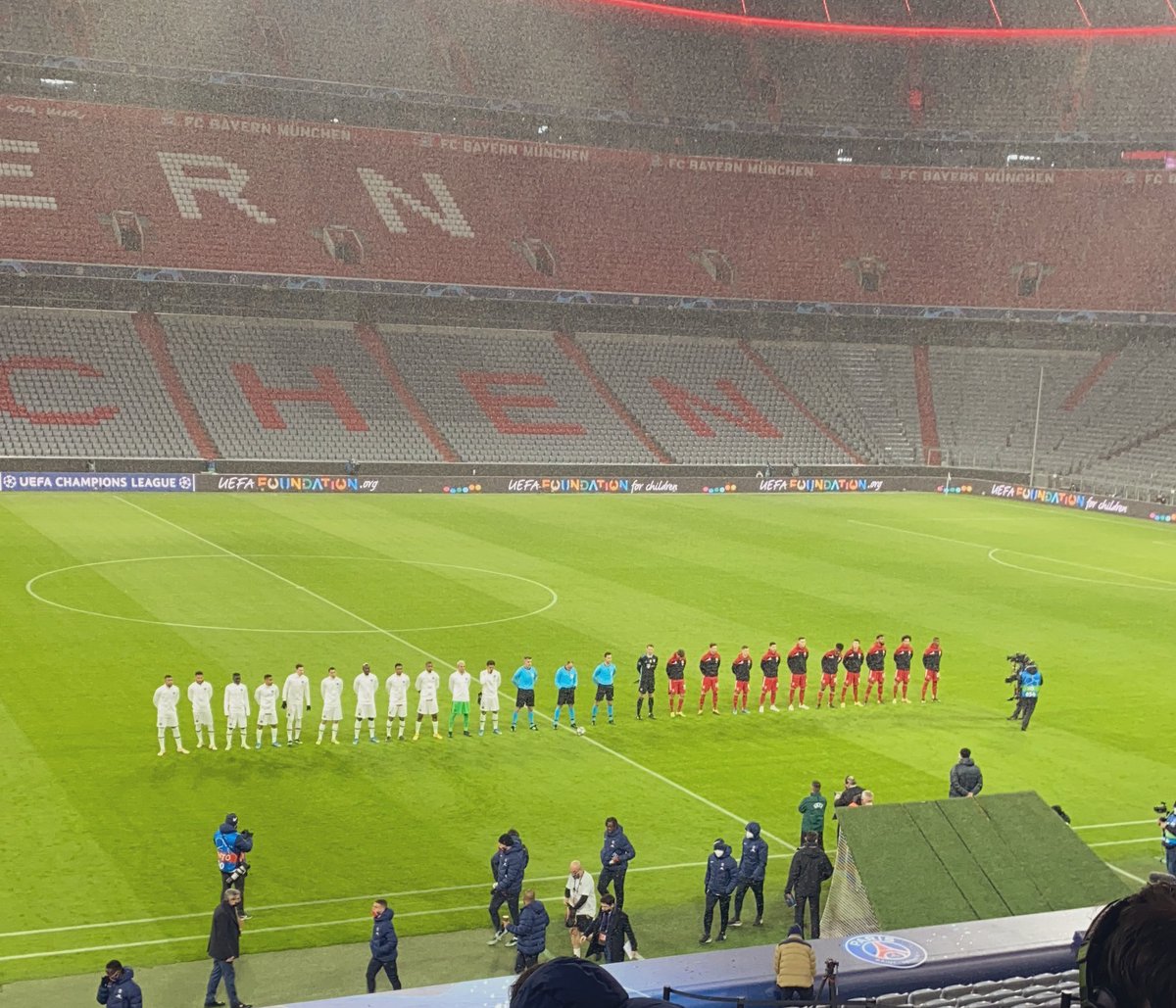 Dennis Melzer (@dennis_iceman11) on Twitter photo April. Schnee. Naklar. #FCBPSG #ChampionsLeague #UEFAChampionsLeague #ucl <a href="/spox/">SPOX Redaktion</a> <a href="/GoalDeutschland/">GOAL Deutschland</a> April. Schnee. Naklar. #FCBPSG #ChampionsLeague #UEFAChampionsLeague #ucl <a href="/spox/">SPOX Redaktion</a> <a href="/GoalDeutschland/">GOAL Deutschland</a>