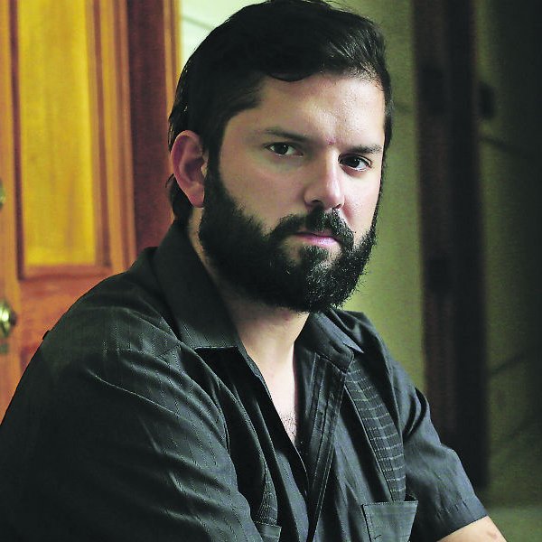 En una primaria de la izquierda ¿por quién votarías?
🔁 Daniel Jadue
❤️ Gabriel Boric