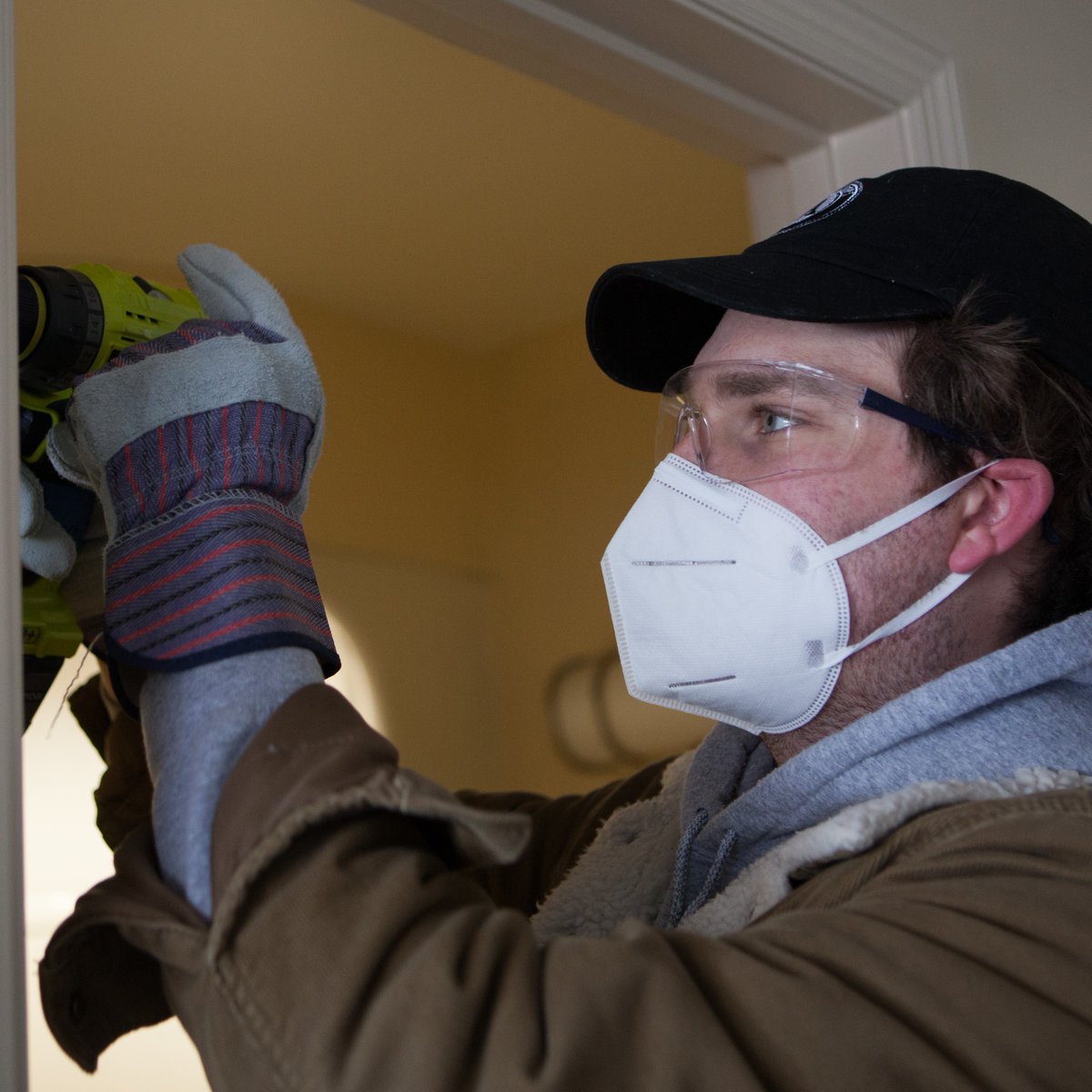 Hands On tweet media