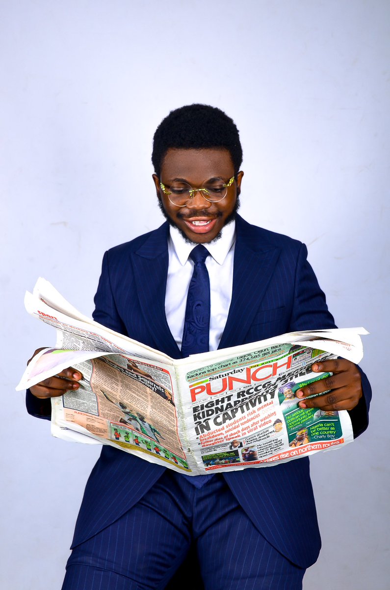 _fefas's tweet photo. What have you heard about law students???  

Laycon Ronaldo #davido #PORCHE #trend #trending https://t.co/SHUR87Gg7O