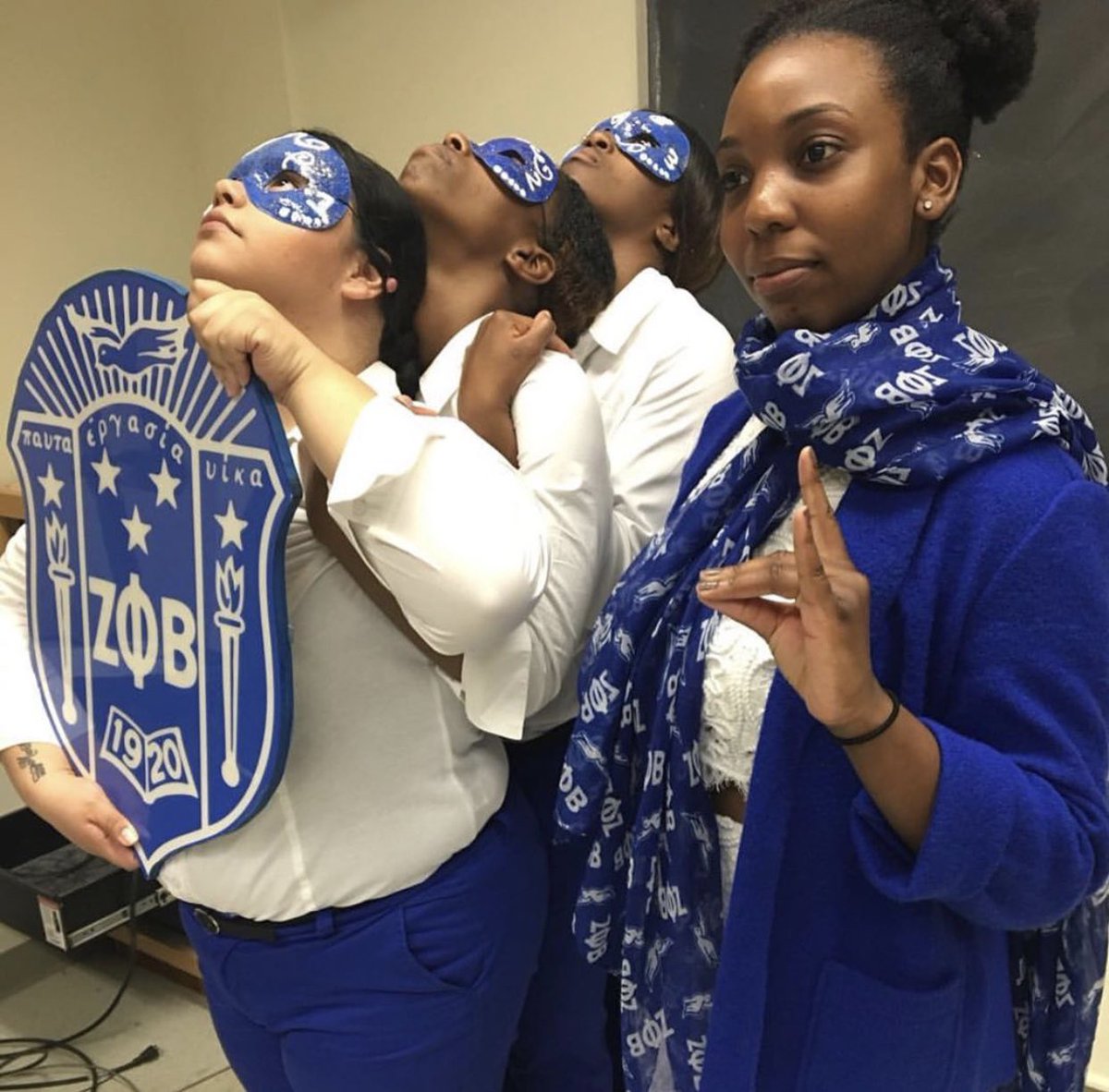 ayyyoVeee's tweet image. 5 yearZ in Zetaland 💙💙💙💙💙.  Whew, what a journey so far! Wouldn’t be here without the most amazing prophyteZ leading the way. #NoNonsenZe #ZN #SPR16 #TYMTSTU