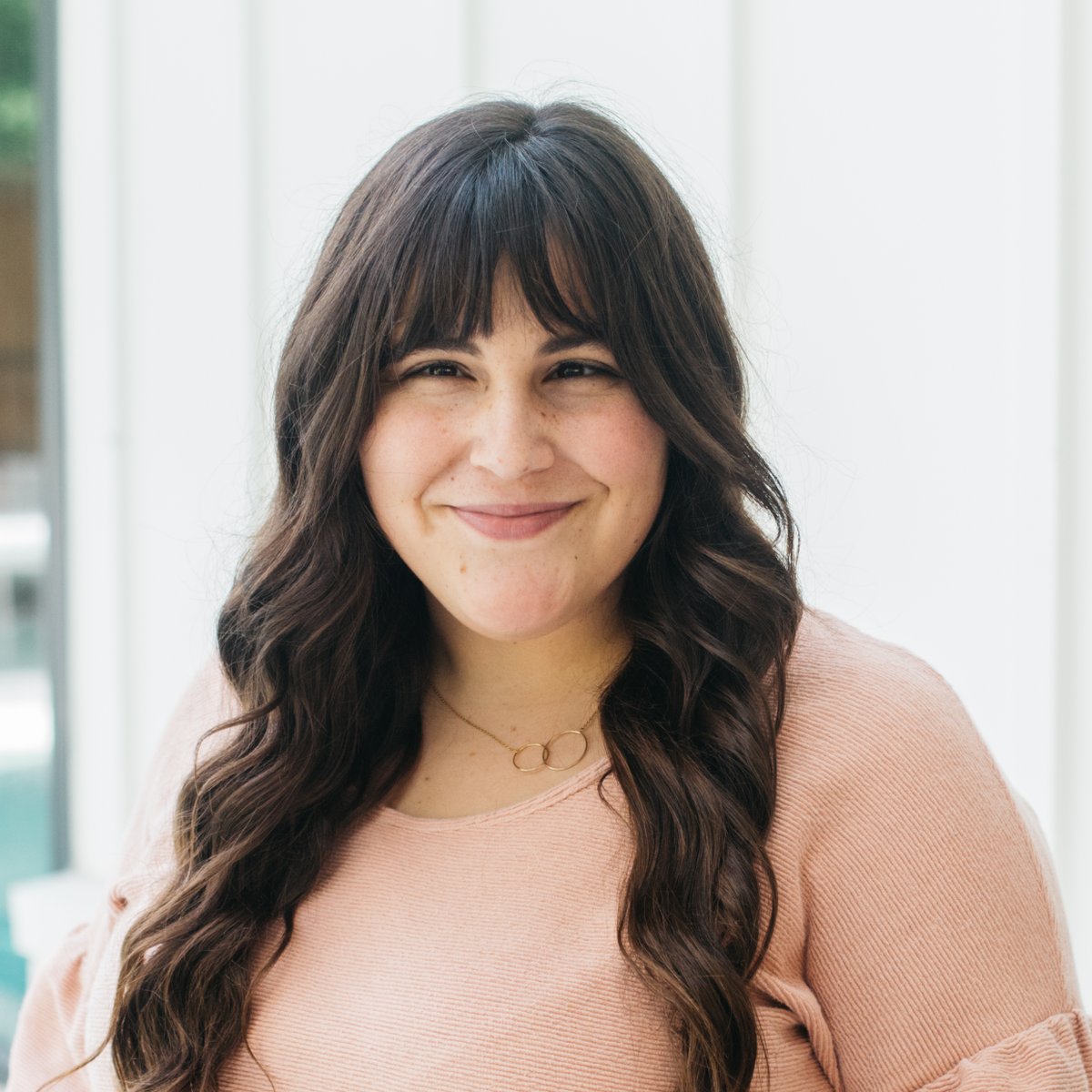 HorizonEquityGr's tweet photo. Meet Emilee Prado, our Marketing Manager. At HEG Emilee will be rebranding the boutique agency through website design, photography and documentation, email marketing, social media campaigns and engagement. #MeetTheTeam @EmileePrado https://t.co/fgGeCXF0rZ