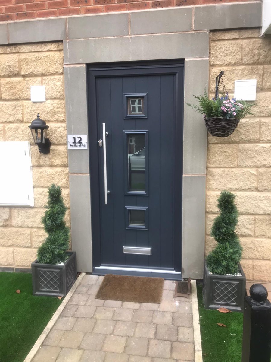 BandWWindowCo's tweet photo. A stunning example of the @SolidorLtd #genoa in #anthracitegrey complete with #polehandles, #highsecurity #ultion #cylinder and #solidtimbercore AS STANDARD #protectwhatyoulove #doorenvy #kerbappeal https://t.co/rERcMAqoEa