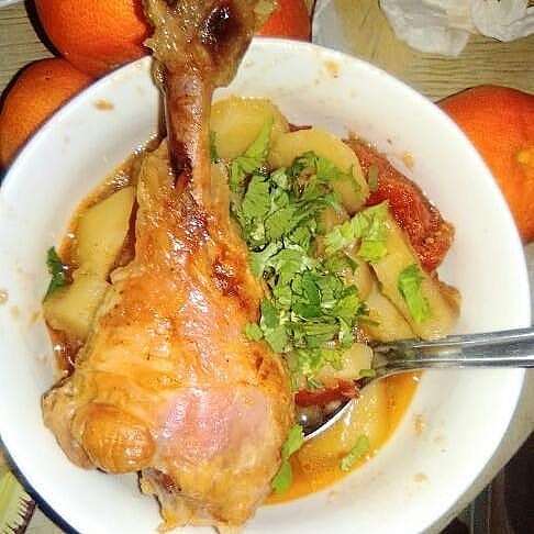 MichaLebailly's tweet photo. #menu #dinner #potatoes #oven #chicken #tomato #sauce #yummy #delicious #girl #love #food #healthyfood #healthylifestyle #likeforlike #instagirl #instamoment #instalikers #nofilter   #goodmood #bonappetit 😍😘 🥗🍲🥙🥘🍝🌮 https://t.co/vKujuhLw0W