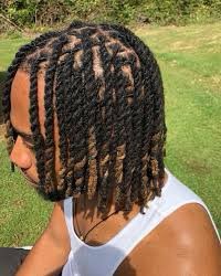 Kamo 4cThe two strand locs with blonde tips. He really think he somebody after that retwist. Can’t tell him nothing.