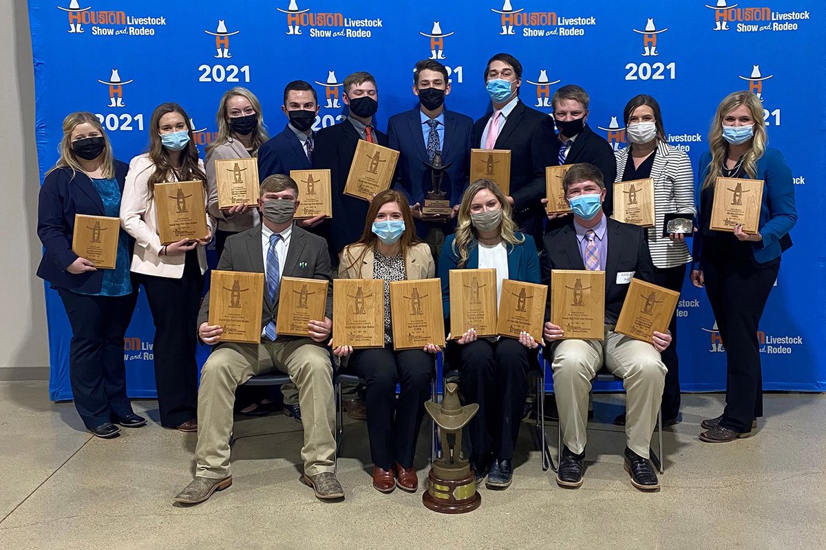 Congrats to the #TexasTech Wool Judging Team on winning its fourth national championship!