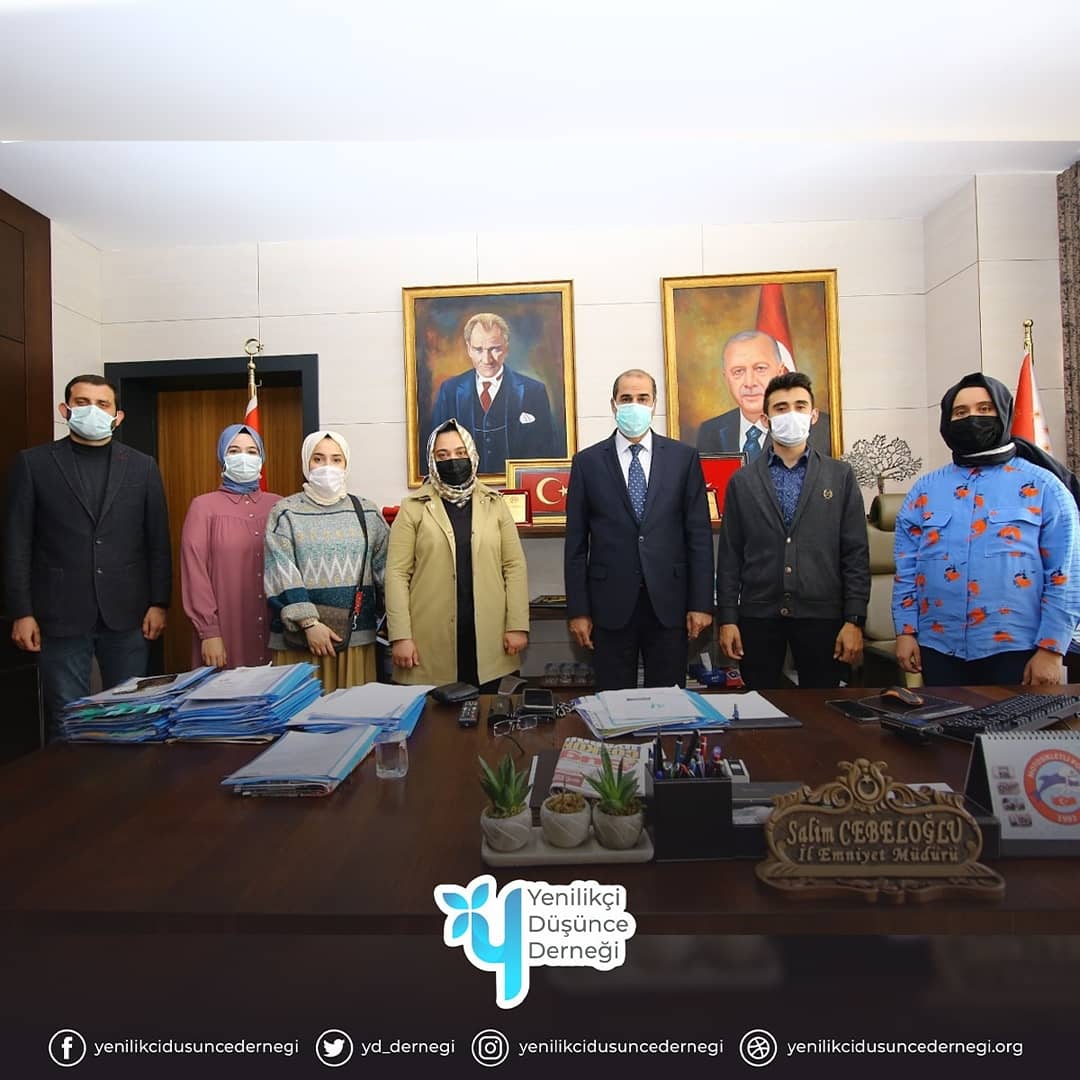 yd_dernegi's tweet photo. #YenilikçiDüşünceDerneği olarak; K. Maraş İl Emniyet Müdürümüz Sayın Salim Cebeloğlu beyefendiyi ziyaret ettik. Misafirperverliğinden dolayı kendisine çok ediyor nezdinde Bu vatan için gecesini gündüzüne katarak hizmet eden Kahraman Türk Polislerimizin gününü kutlarız. https://t.co/uhD7bUDtL3