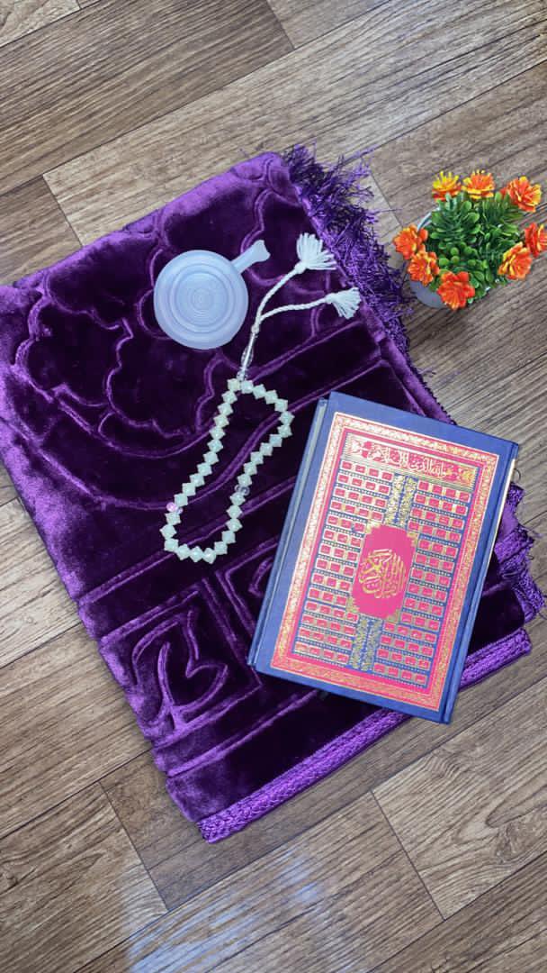 Gift bagItems include:Quality prayer mat QuranTesbihZam zam water N14,000 onlyScarves, Viscose kaftan and other items can be included at an extra cost, depending on your budget.