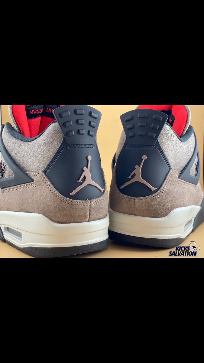 Kickssalvation's tweet photo. SWIPE RIGHT ⏩⏩
Taupe Haze 🏛. A Deep Clean was done to get out all the scuffs and stains on the midsole as well as the stains in the suede you tell the difference?  #KicksSalvation👟 #haze4s #shoecleaning #soleswap #dmvrestoration #nyrestoration #retrojordans #shoerestoration https://t.co/fJ1ycZV1gm