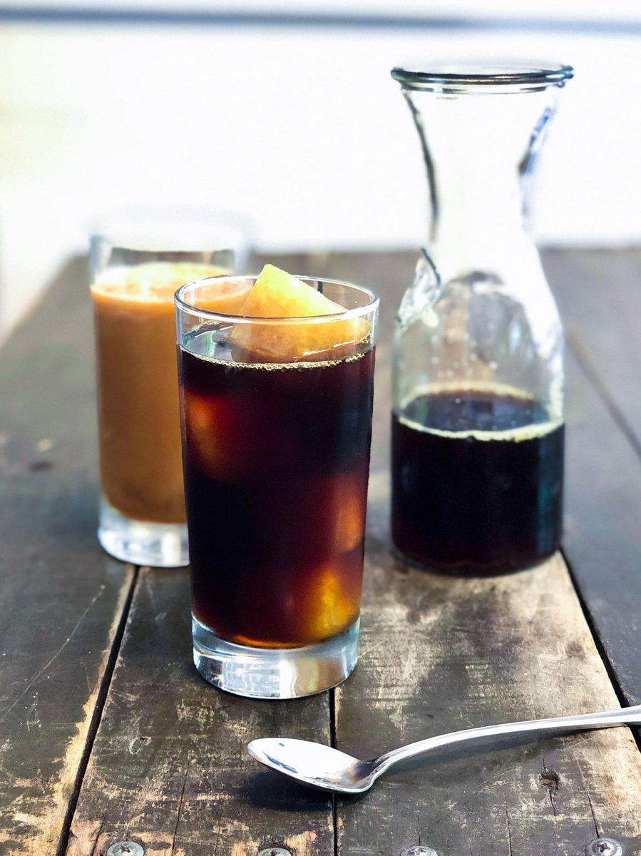 PureMapleCanada's tweet photo. Take your morning iced coffee to the next level with our 3-ingredient Cardamom Maple Ice Cubes! Get the recipe: https://t.co/NewNiRbRw3 https://t.co/aKrbwwJyqg