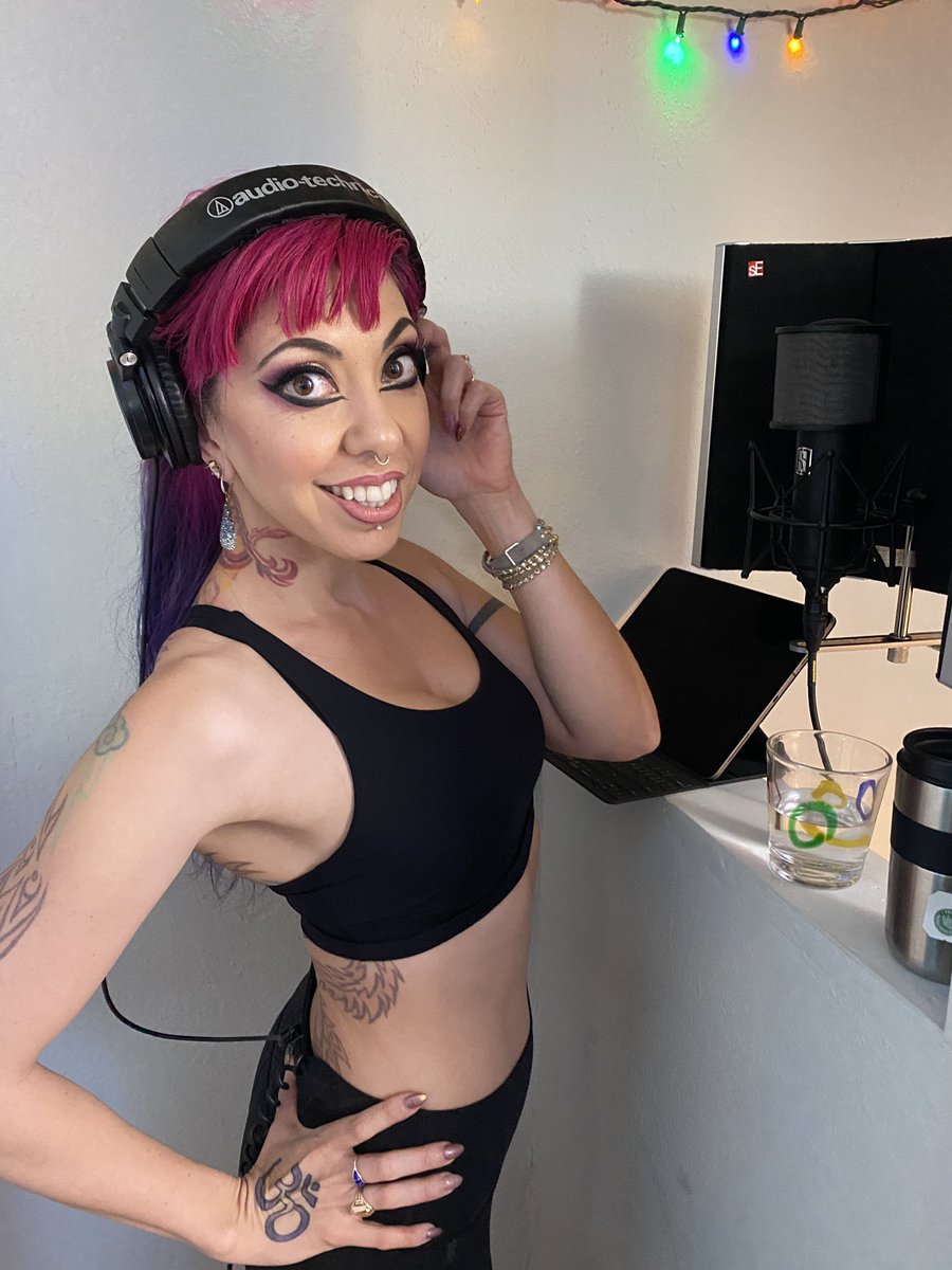 Gotta cancel tonight’s #GameMasterTips on twitch.tv/Satinephoenix because we are recording fun stuff for the <a href="/Kickstarter/">Kickstarter</a>!!! #studio #recording #vocals #singer #bard #dungeonmaster #dnd #dnd5e fun with <a href="/stonejamison/">Jamison Stone</a> #tavernmusic #narration