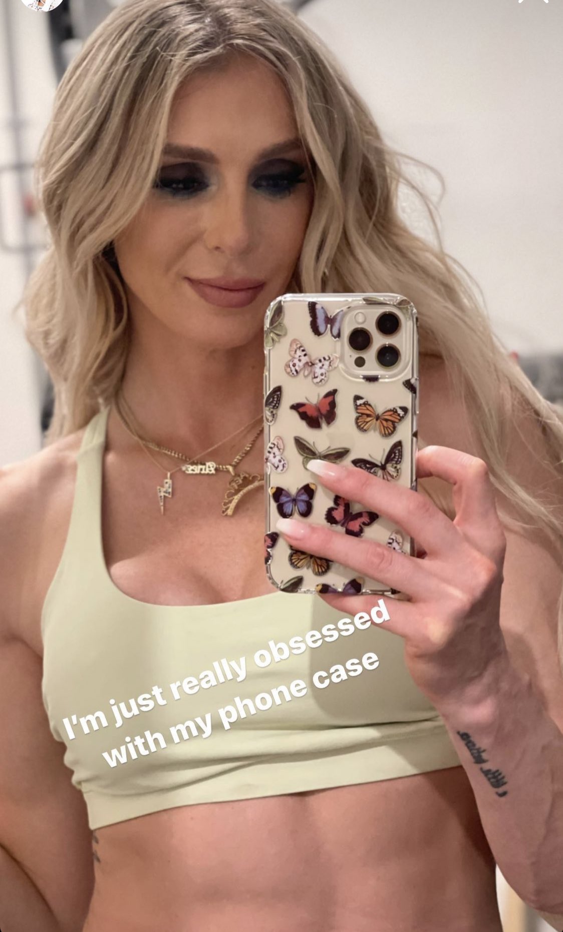 Charlotte Flair Surprises WWE Universe Posing In Lingerie Outfit 2