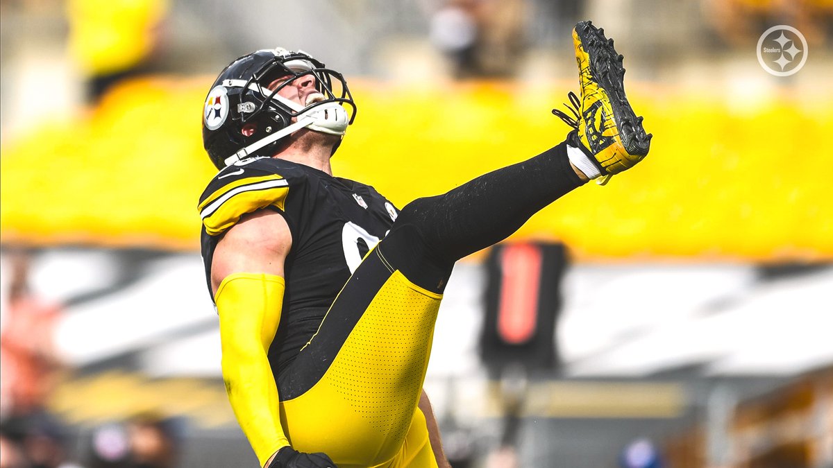 steelers's tweet photo. .@_TJWatt appreciation post https://t.co/ohW7ey1uhm