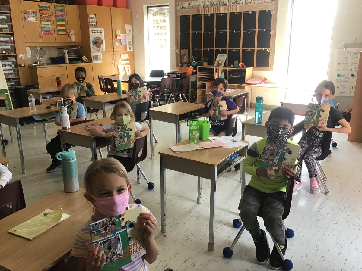 Since 2000, TD Bank Group has donated grade 1 students a FREE book. This year, Moira's Birthday by Robert Munsch was chosen. Today, Mrs. Bradley handed out these books to the grade 1 students in Mrs. Waller's and Ms. Toruno's classes.  They were very excited! <a href="/Staudt1/">@Staudt1</a> <a href="/LDCSB/">London District Catholic School Board</a>