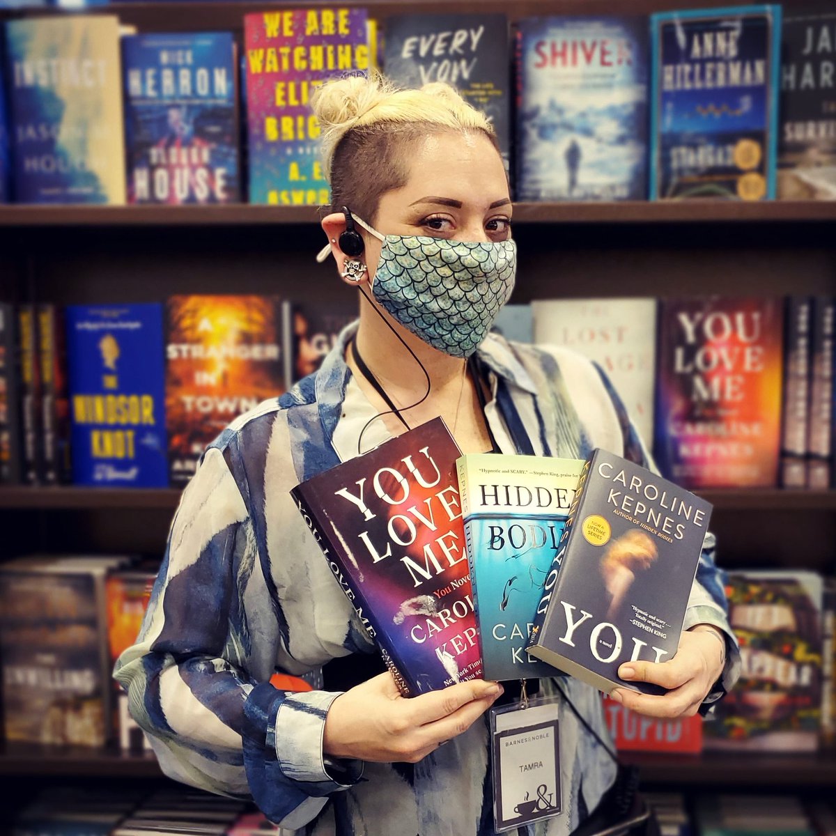 BNWestHartford's tweet photo. He's Back! Another frighteningly readable trip into the deviant mind of the antisocial bookseller Joe Goldberg. Get hooked on this thrilling series! 
@CarolineKepnes
#bnwesthartford #weha #bluebacksquare #barnesandnoble #psychologicalthriller #netflix #lifetime #bookstagram https://t.co/kde687C2BU