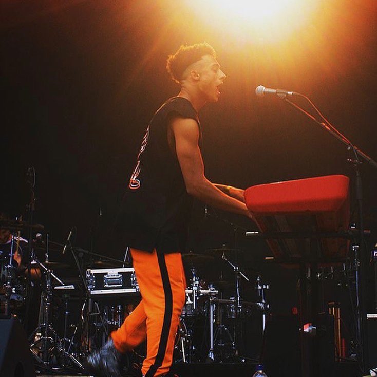 Y.O.U.N.G tweet media