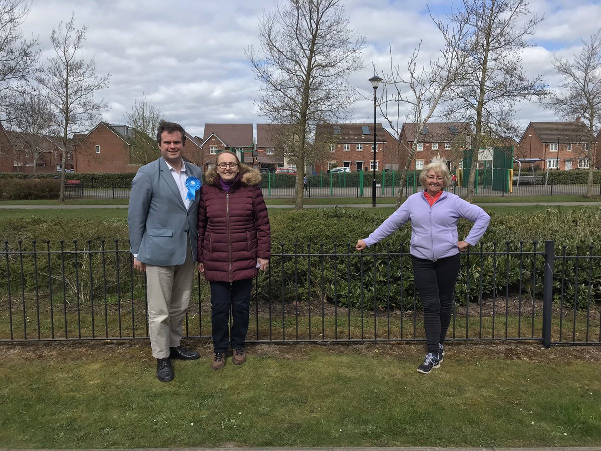 What a fantastic week so far campaigning LE2021 delighted to host lunch today for @kevin_j_foster and Hazel and @JSinghSohal campaigning for PCC and @andy4wm #SherbourneWard @rsimpson418 #EarlsdonWard @zaidr #CheylesmoreWard @BCMosterman @CllrPeteMale