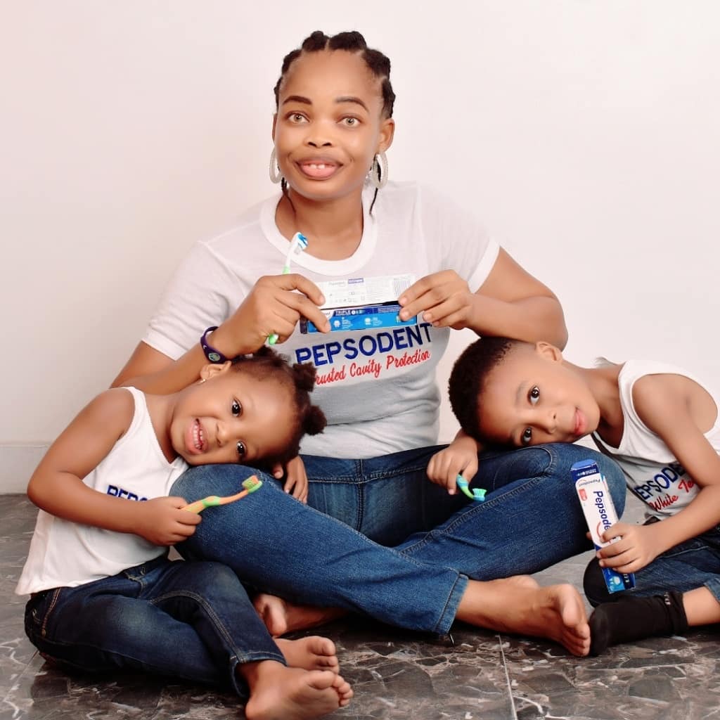 GodwinVictory15's tweet photo. So, we enjoy brushing our teeth with pepsodent triple protection that guarantee 
1. 100% cavity protection 
2. Strong and white teeth 
3. Fresh breath. 
The above mentioned will definitely give you healthy teeth!  
@pepsodentng #BeProudOfYourMouth
 #BrushWithMeNG  
#WOHD21 https://t.co/tDPafGktee
