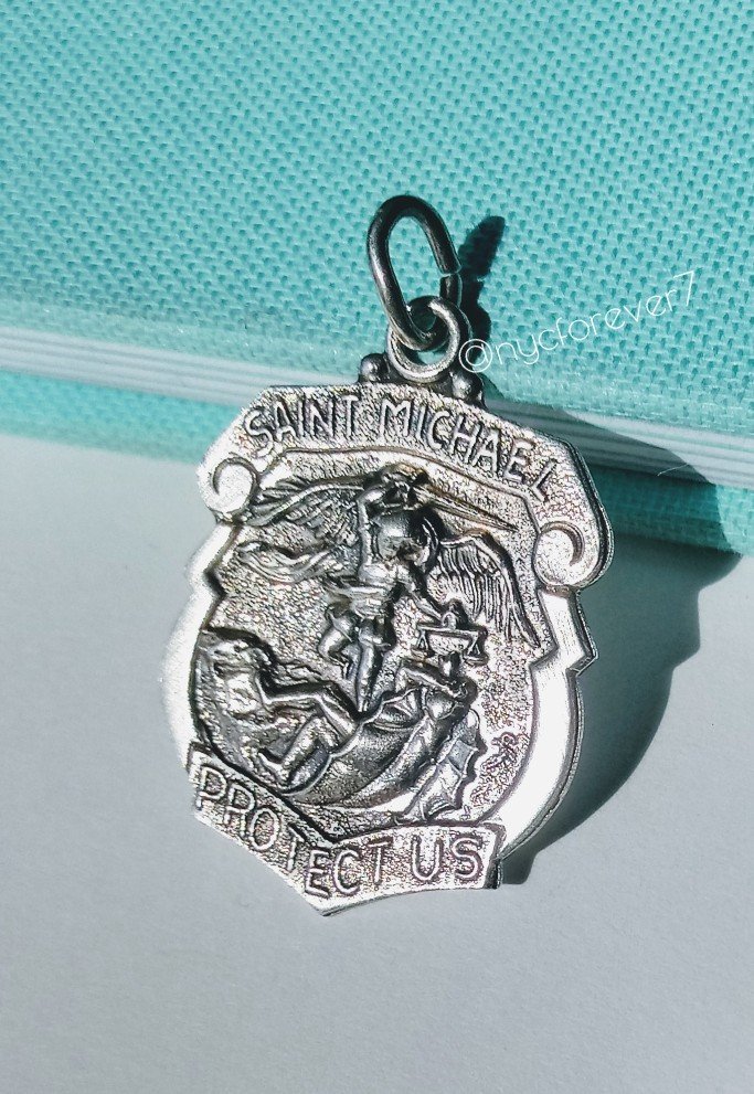 nycforever7's tweet photo. Saint Michael #Archangel Protect Us Sterling #Silver Pendant Badge #Scales #Dragon 
@www.ebay.com/usr/nycforever7

#chiefangel 
Patron Saint of #grocers, #mariners, #paratroopers, #policeofficers &amp;  #military personnel
#saintmichael #christianity #religion
#prayer #protectus https://t.co/lHPXDD4E9B