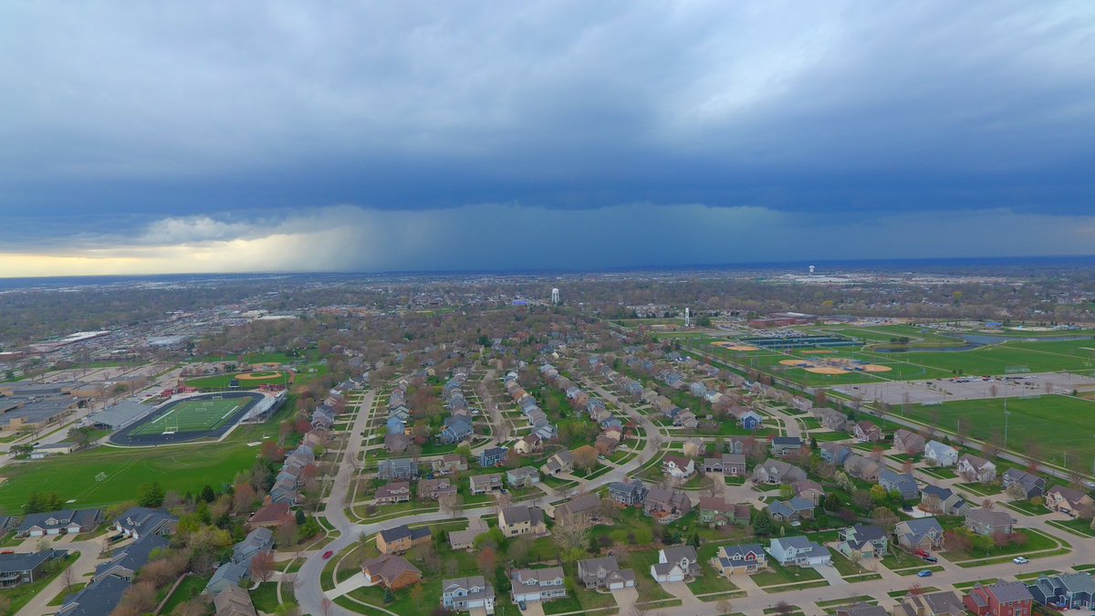 AnchorTech_ATC's tweet image. Thunderstorm Season is the best season. Ankeny’s going to get some good rain. @EdWilsonWX13HD @BSullivanKCCI @AlyxSacksKCCI
