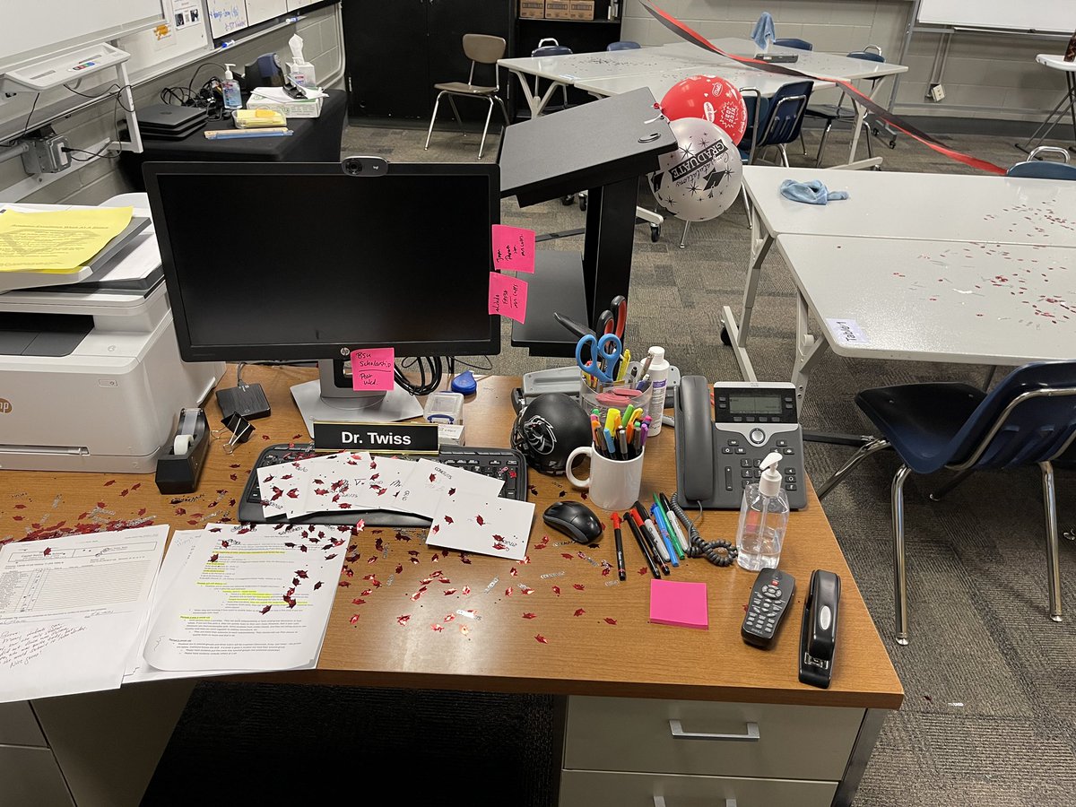 I have the best coworkers/friends <a href="/CapitalBSD/">Capital High School</a> - thank you for the surprise this morning. It made my day!