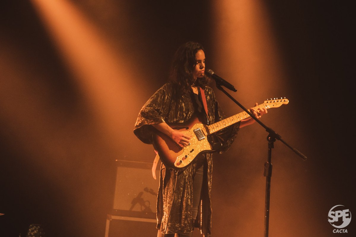 Nuestros aliados en esta aventura: <a href="/AguaDeRioProd/">Agua De Rio Prod</a>  /  <a href="/Delamadreprod/">DELAMADRE</a> / <a href="/StudioTheater/">Studio Theater</a> / <a href="/TribusClub/">Tribus Club</a> / 
<a href="/gonnagoprod/">Gonna Go!</a> / Teatro Opera La Plata / <a href="/CCKonex/">Ciudad Cultural Konex</a> / @elCCKirchner, Ariel Hassan y Clara Zaremba.