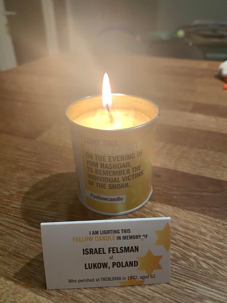 Sam1Howard's tweet photo. @YellowCandleUK #YellowCandle https://t.co/Xe2tTyybiC