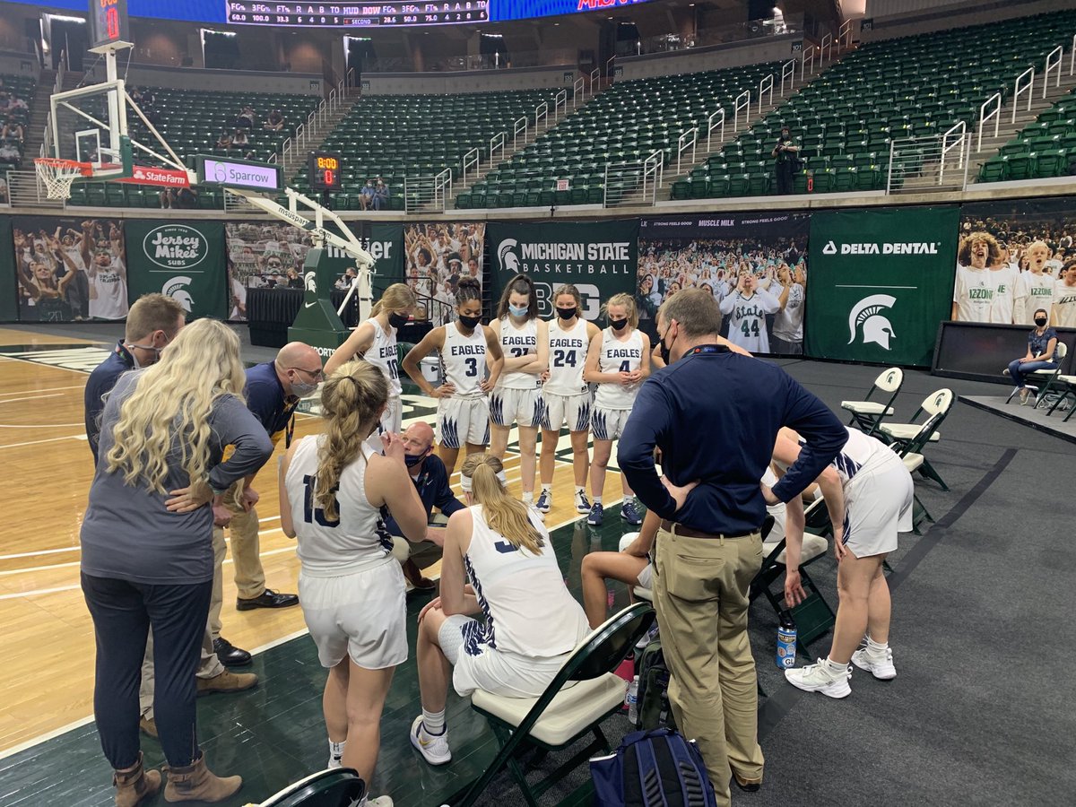 Eagles 15-8 after first quarter