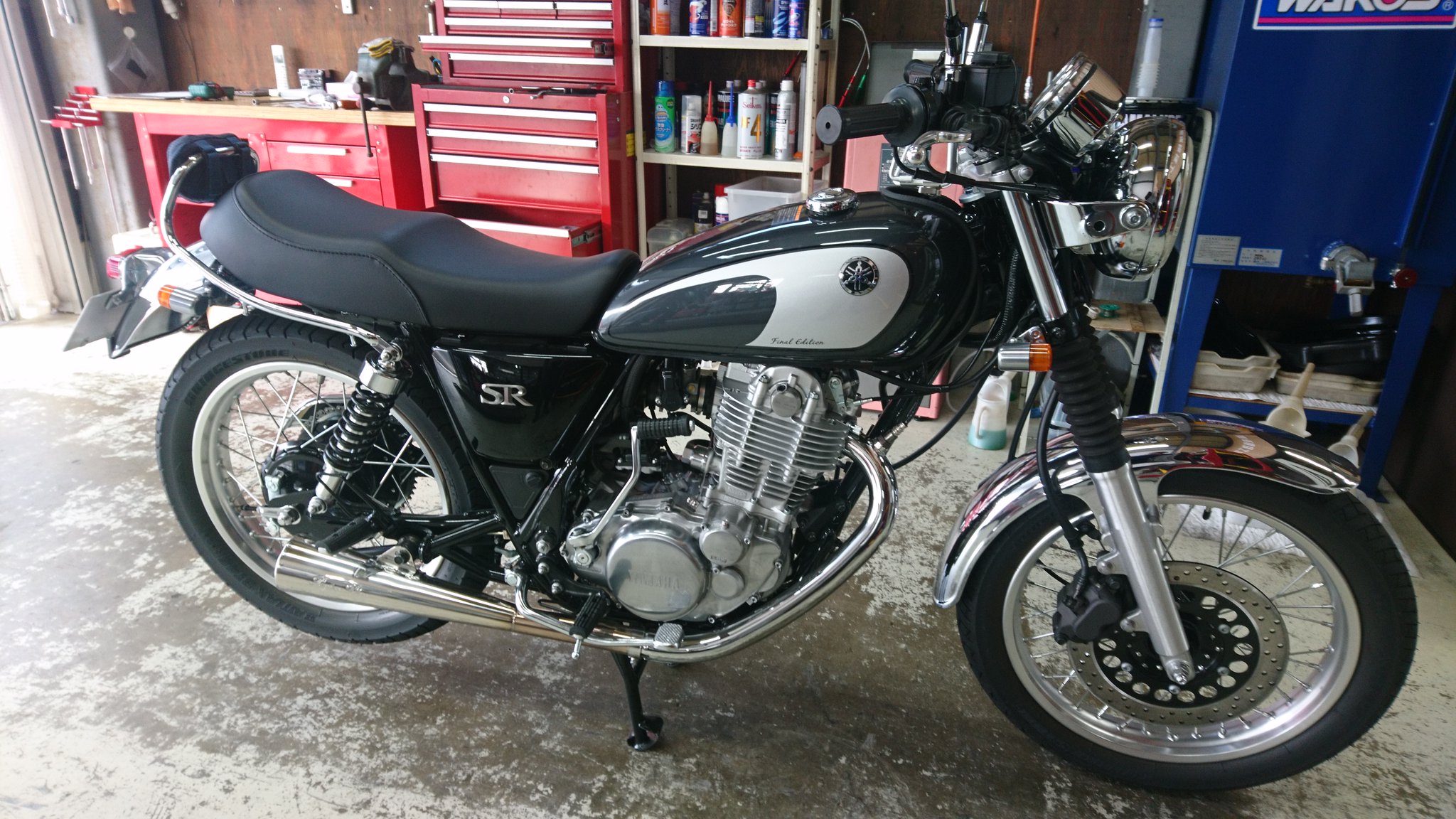 ブランド品専門の 魅力の源泉は goods あらためて乗るヤマハ「SR400
