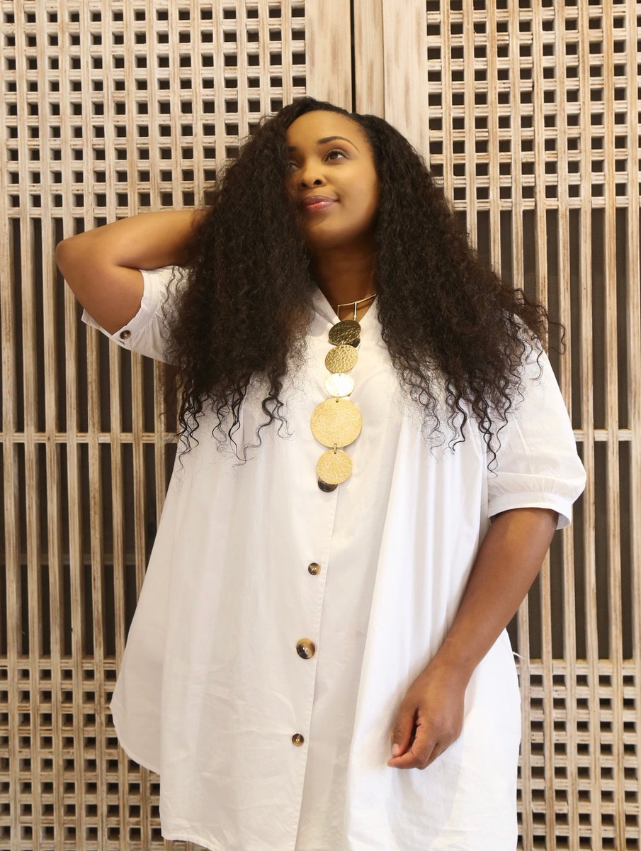 MissMwanyigha's tweet photo. Accessorize, but make it @AdeleDejak ✨✨✨ 
#goodmorning ☕️☕️☕️ https://t.co/ylnVlx4ne9