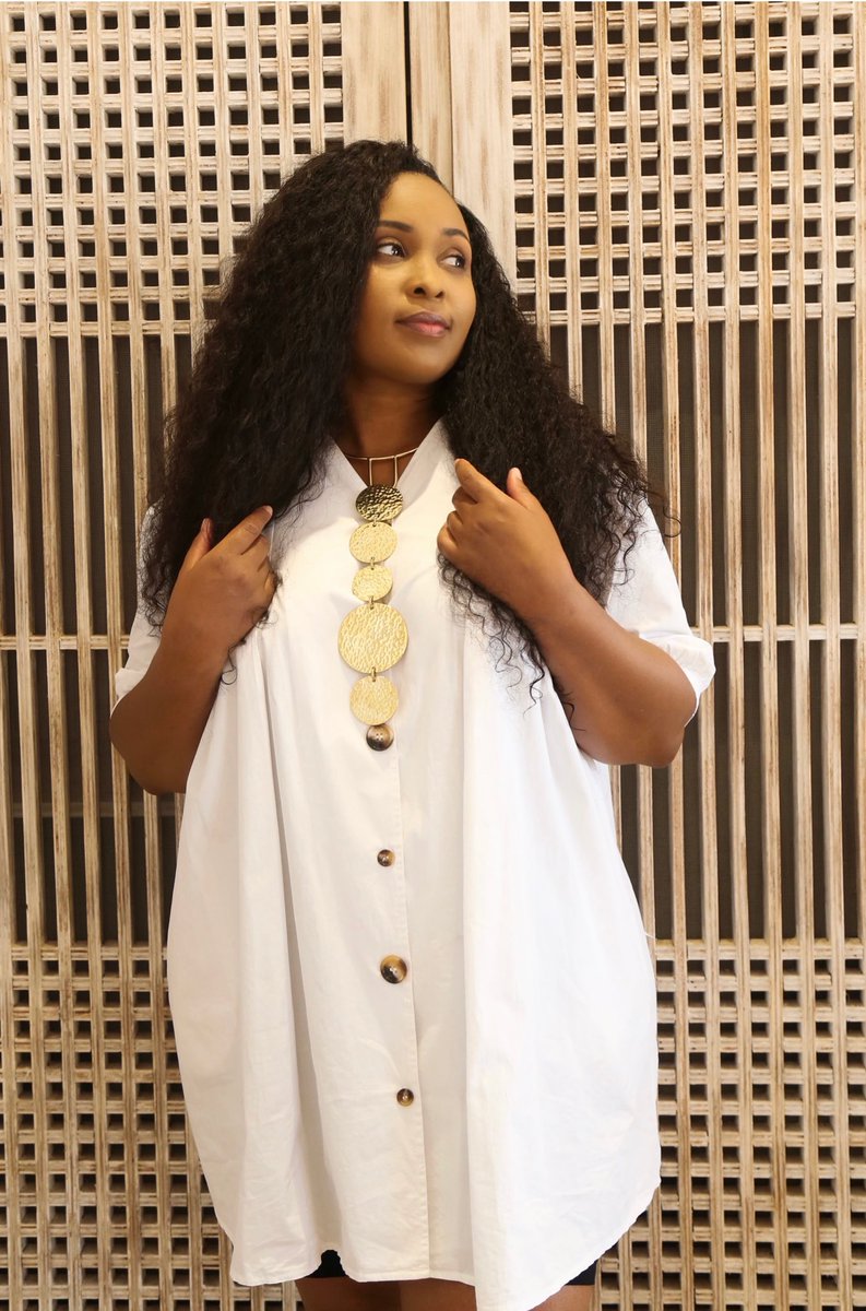 MissMwanyigha's tweet photo. Accessorize, but make it @AdeleDejak ✨✨✨ 
#goodmorning ☕️☕️☕️ https://t.co/ylnVlx4ne9