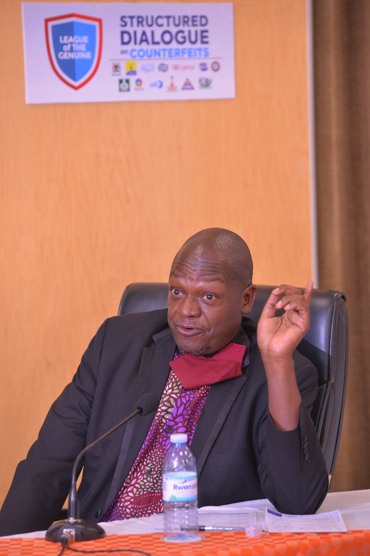 ConsumerUCC's tweet image. 6. Stop talking and educate.
#CounterfeitElectronicsUG #BuyAndSellGenuine @qg_group @UCC_Official @acnafrica_org