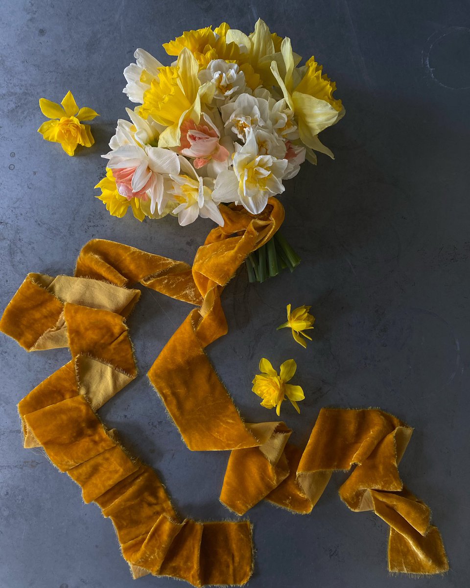 SimplyByArrangement tweet media