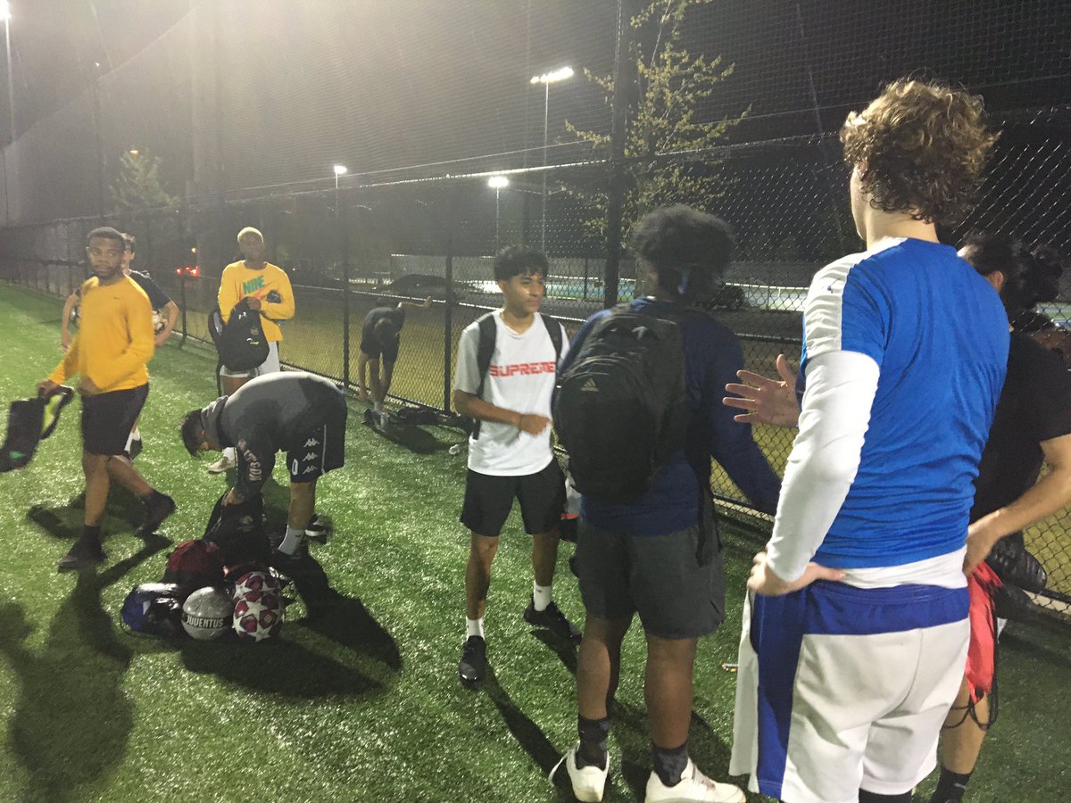 MasterClass_FA's tweet photo. AND WE MOVE! 2nd session in the books - great showing again with a couple new faces added to the mix 🙏   Objectively a pretty high standard for the second one of the year. #MasterClassFA https://t.co/1fbJxv5BTB