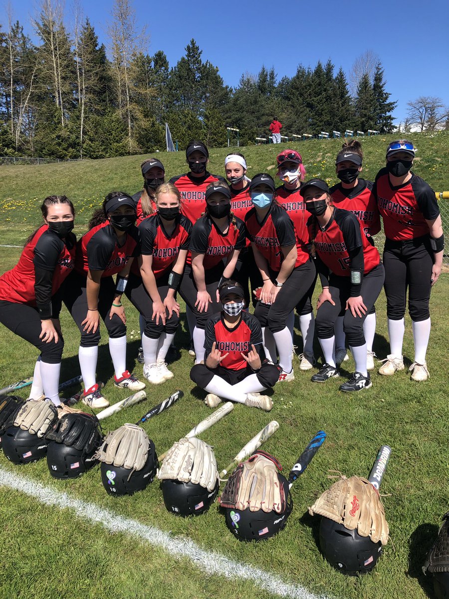 snohosoftball's tweet photo. HOME GAME FRIDAY! Vs. Everett @4, see you there ;) https://t.co/1da0pAWtuW