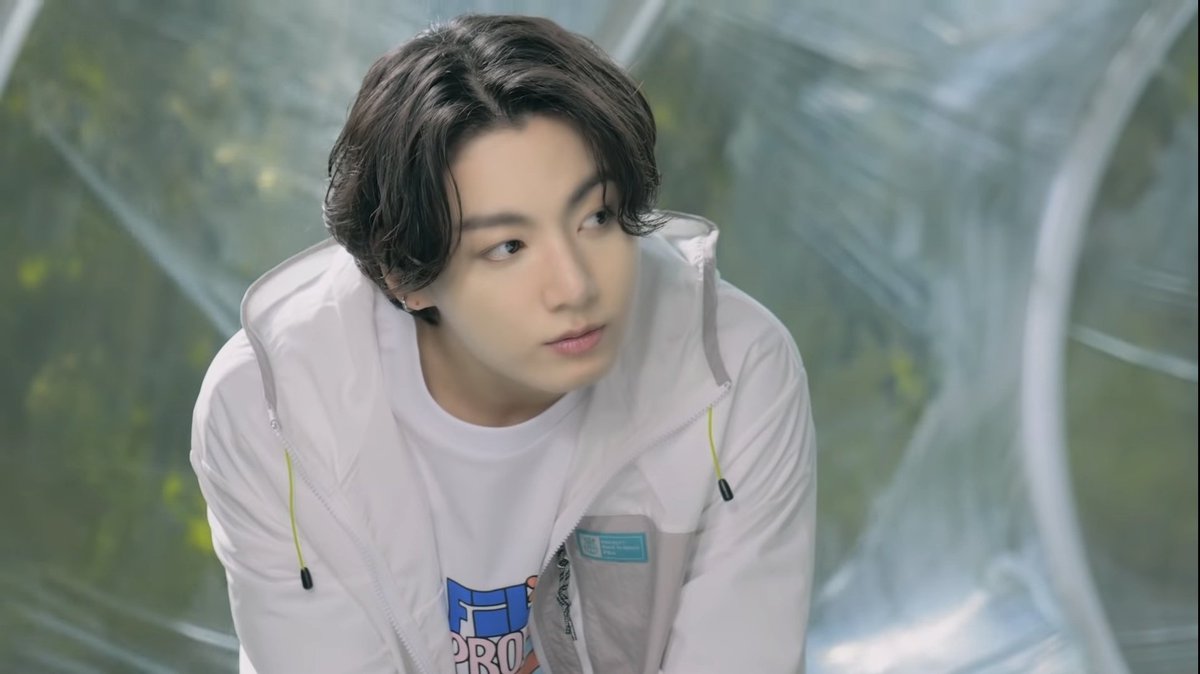 jjklve_'s tweet image. #JUNGKOOK for 2021 Project 7: Back to Nature #FILA 🍃