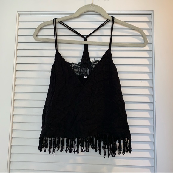 letitbeginfash's tweet photo. So good I had to share! Check out all the items I'm loving on @Poshmarkapp #poshmark #fashion #style #shopmycloset #oldnavy #kendallkylie #underarmour: https://t.co/ie2jxu2K24 https://t.co/cDemUZnJo4
