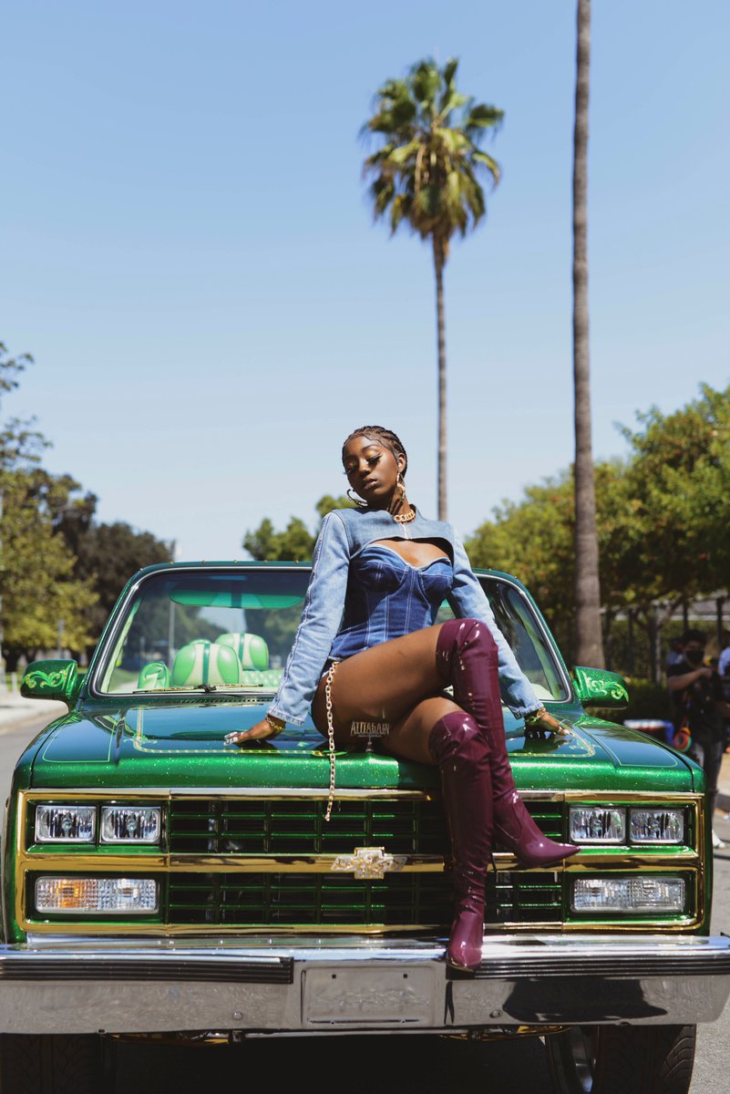 aspencphoto's tweet photo. I understood the assignment or however it goes lmao https://t.co/AA35jmFM8v
#hireblackwomenphotographers #phototwitter #bts #mayi #sendtheaddy https://t.co/kEKYyo9BPq