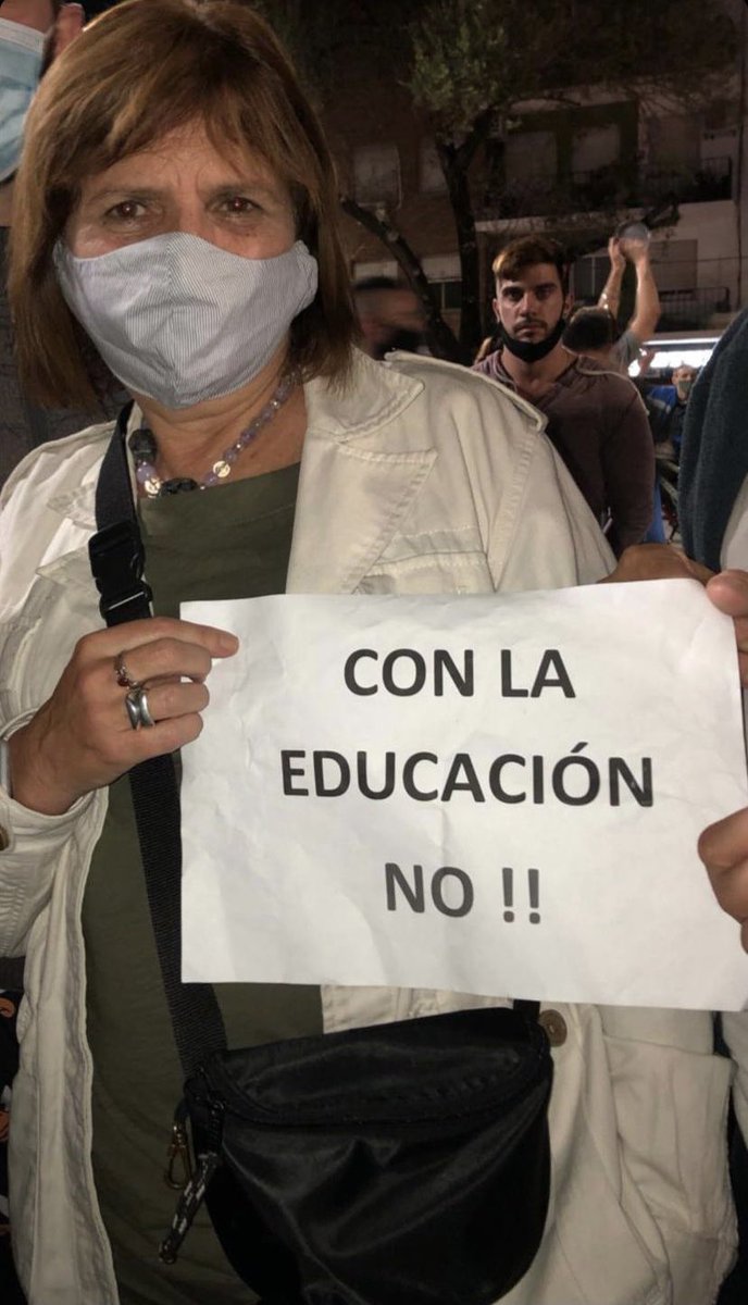 AparicioMatias's tweet photo. Cuando son oposicion // cuando gobiernan https://t.co/n8btXjp5VB