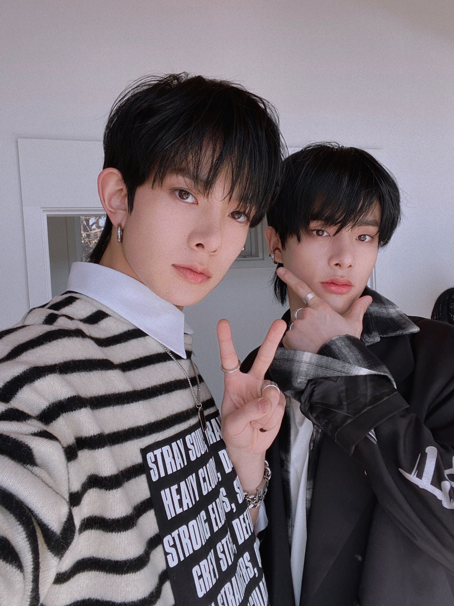 ENHYPEN в X: «BORDER:CARNIVAL HYPE VER behind! #HEESEUNG