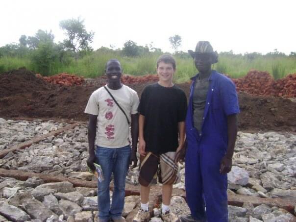 ChrisOchen1's tweet image. Today is my 13th yrs in the I/NGO world when i was 22yrs old.
📍1st day of reporting to office field work straight away.
📍W/in 13yrs never been fired bse i was hardworking, humble focused &amp;amp; honest.
📍W/in 13yrs achieved 1dip,2 degrees,1Mast Deg,1PG,PhD loading...
#humilitypays