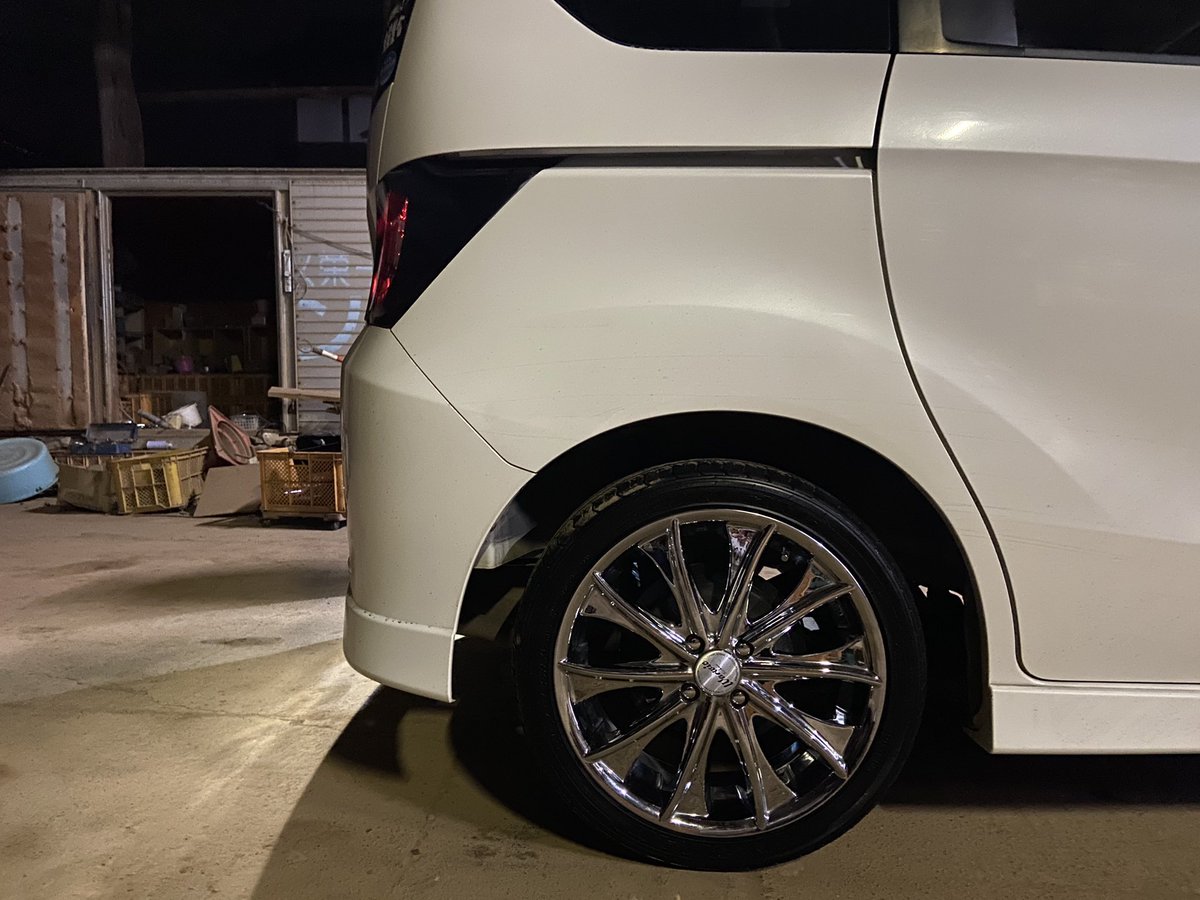 みか 先日 お知り合いにタイヤを組んで貰い メッキホイールしました インチアップしたけど車高はそのままですん W 夏にはダウンサス組めればなぁなんて 変更前 185 65r15 変更後 195 45r17 ホイール交換 インチアップ みか 先日 お知り合いにタイヤを組んで貰い メッキホイールしました インチアップしたけど車高はそのままですん W 夏にはダウンサス組めればなぁなんて 変更前 185 65r15 変更後 195 45r17 ホイール交換 インチアップ