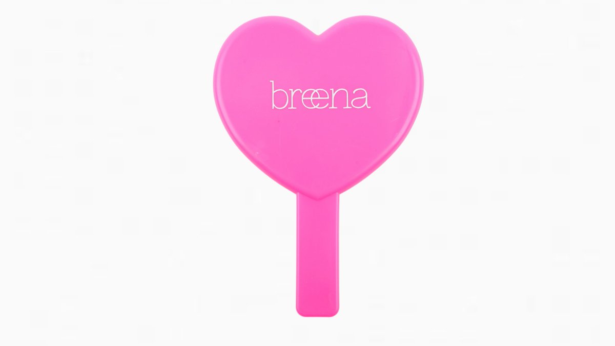 xyeara_'s tweet photo. Lemme introduce to you!

Heart Handheld Makeup Mirror
Pink and Baby Pink!!

Comel kan??🥰🥰🥰 https://t.co/GIKLtbMEqU