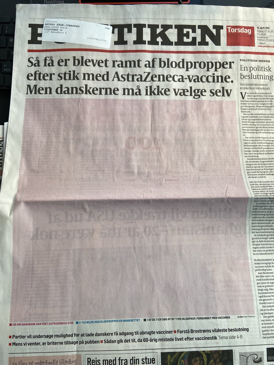 Dagens mest tænksomme avisforside. Vurder risikoen ved AstraZeneca-vaccinen selv. Find en sort prik blandt 150.000 røde prikker.