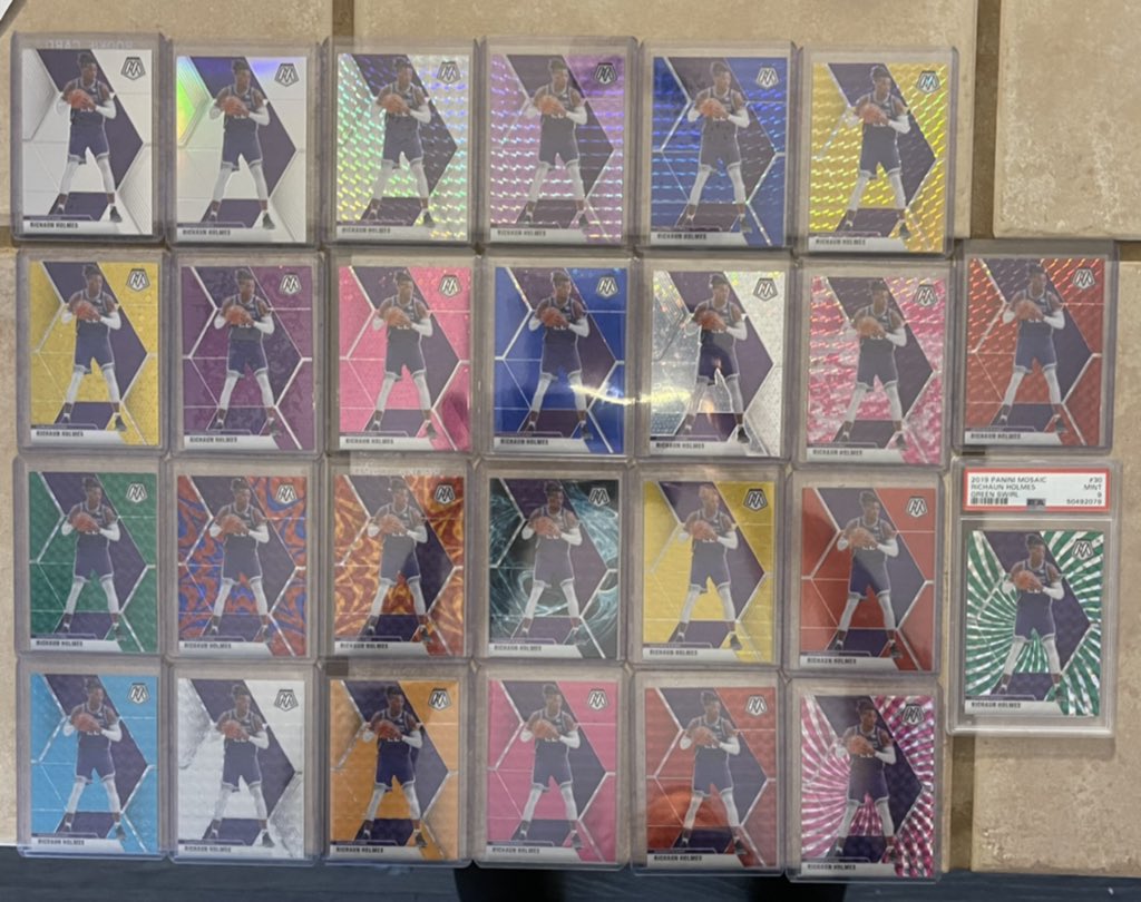 I’m 5 cards away from completing a Richaun Holmes Rainbow. Missing are Peacock, Nebula, Black Gold, Black Mosaic and Black Fast Break. https://t.co/X9qsnzmcKB